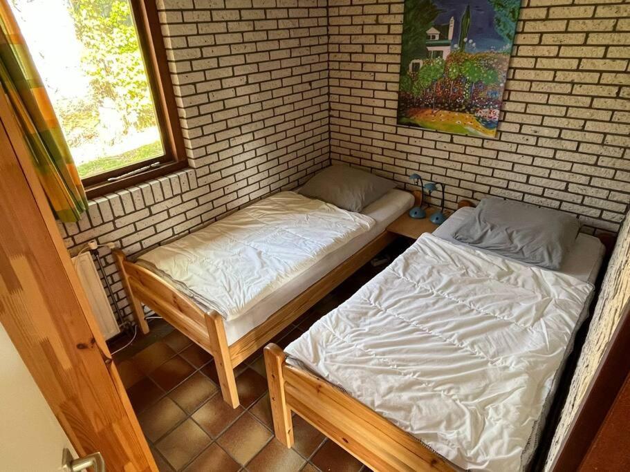 Knusse Bungalow Op Groen Park! 奥德多普 外观 照片